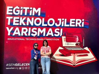 Bilgisayar Programcılığı Öğrencimiz T3 Vakfı Gönüllüsü olarak Teknofest 2025' e Katıldı