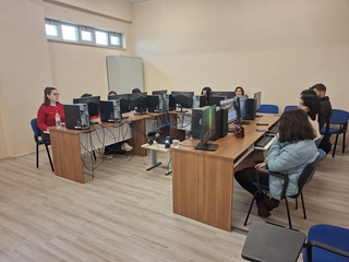 Edebiyat Fakültesi Öğrencilerine Yönelik Veritabanları Kullanım Atölyesi Gerçekleştirildi