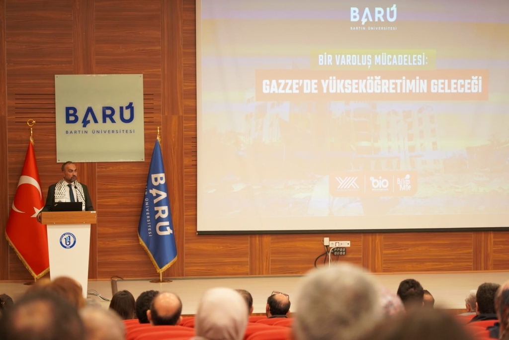 BARÜ Science Café Discusses the Future of Higher Education in Gaza Kapak