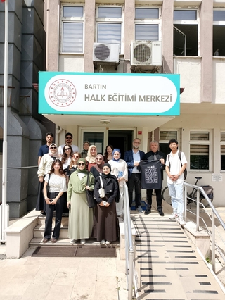 Yetişkin Eğitimi ve Hayat Boyu Öğrenme Seçmeli Dersi Kapsamında Öğrencilerimizden Bartın Halk Eğitim Merkezi'ne Ziyaret