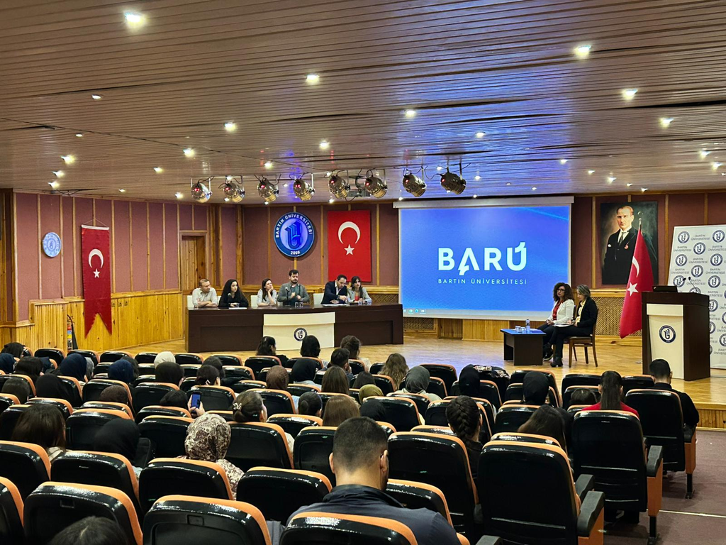 Shared Responsibility in the Family: The Fathers’ Breastfeeding Journey Event Held Fotograflar 6