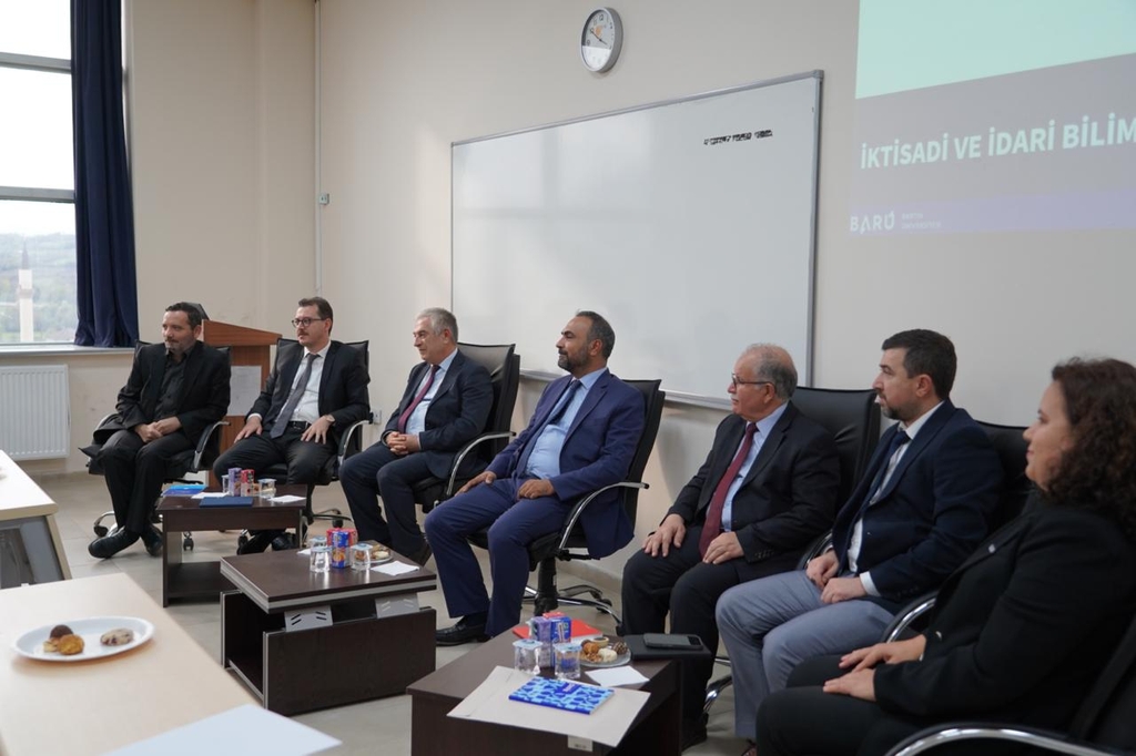 Fakültemiz 2025-2026 Yılı Vizyon Toplantısı Gerçekleştirildi Fotograflar 10