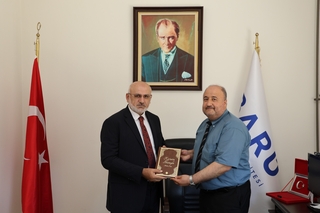 Diyanet İşleri Başkan Yardımcısı Dr. Hafız Osman Şahin Hocamız Fakültemizi Ziyaret Etti