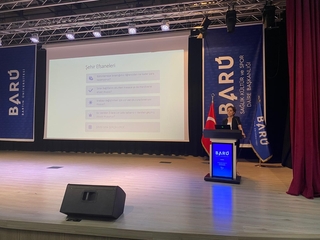 Yeni kayıt olan öğrencilerimize yönelik oryantasyon eğitimi gerçekleştirildi