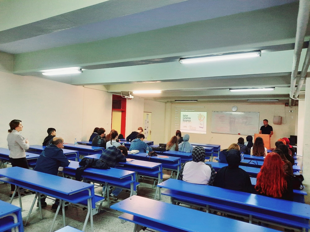 2025-2026 Akademik Yılı Oryantasyon (Uyum) Eğitimi Yapıldı. Fotograflar 0