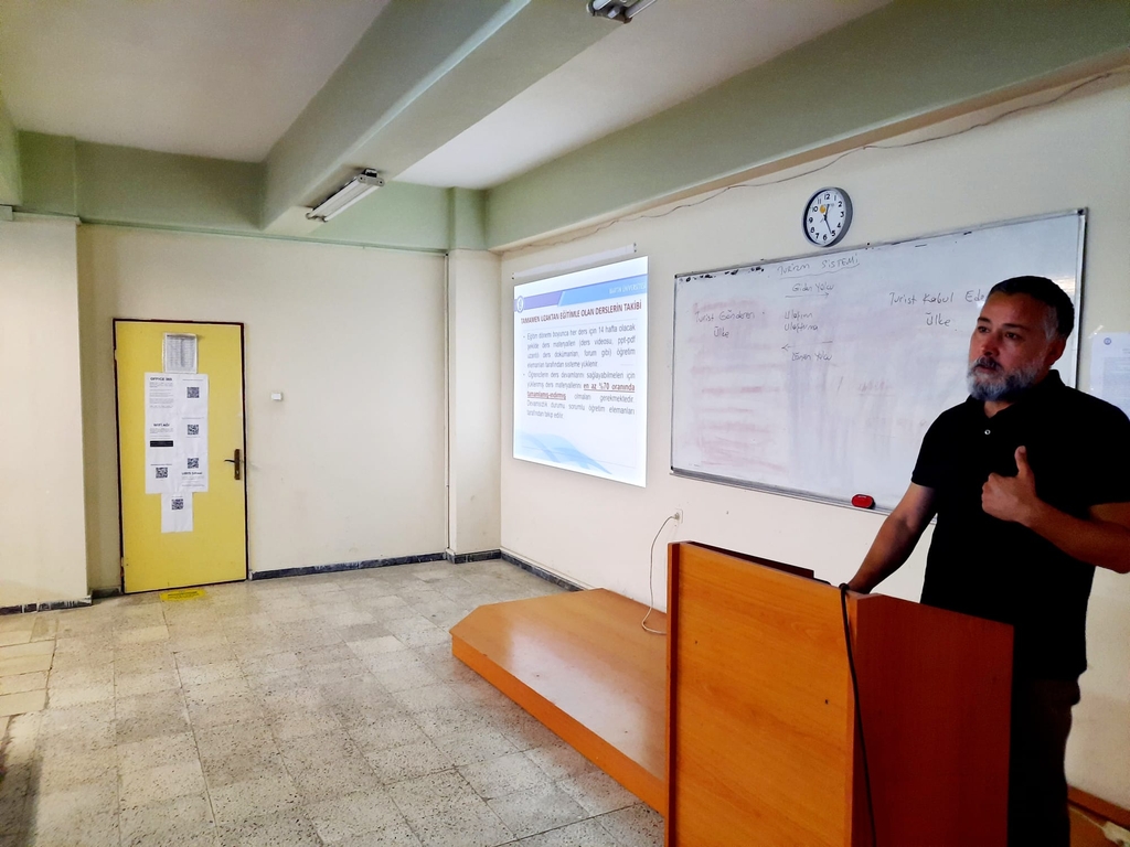 2025-2026 Akademik Yılı Oryantasyon (Uyum) Eğitimi Yapıldı. Fotograflar 8