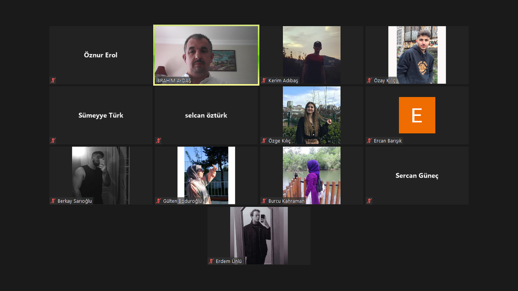 1. Sınıf Öğrencilerine Ulusal ve Uluslararası Öğrenci Projeleri Hakkında Bilgilendirme Fotograflar 0
