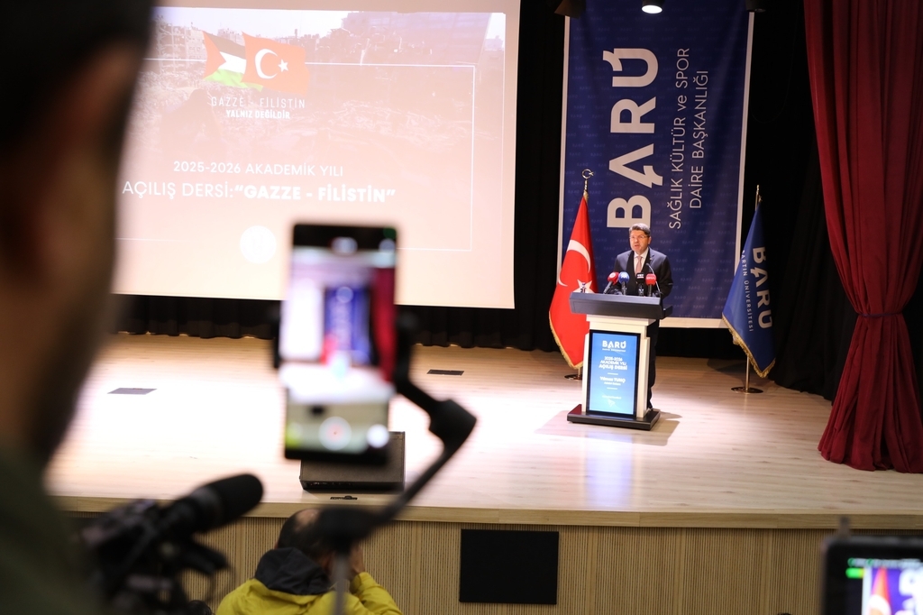 BARÜ akademik yıla Bakan Tunç’un açılış dersiyle başladı Fotograflar 17