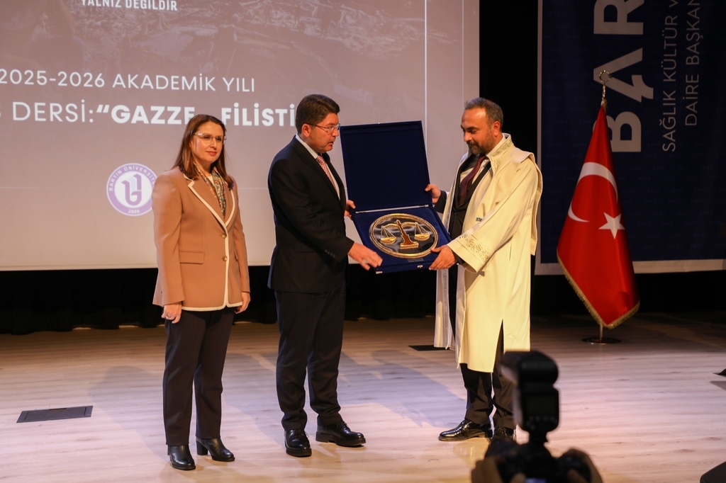 BARÜ akademik yıla Bakan Tunç’un açılış dersiyle başladı Fotograflar 1