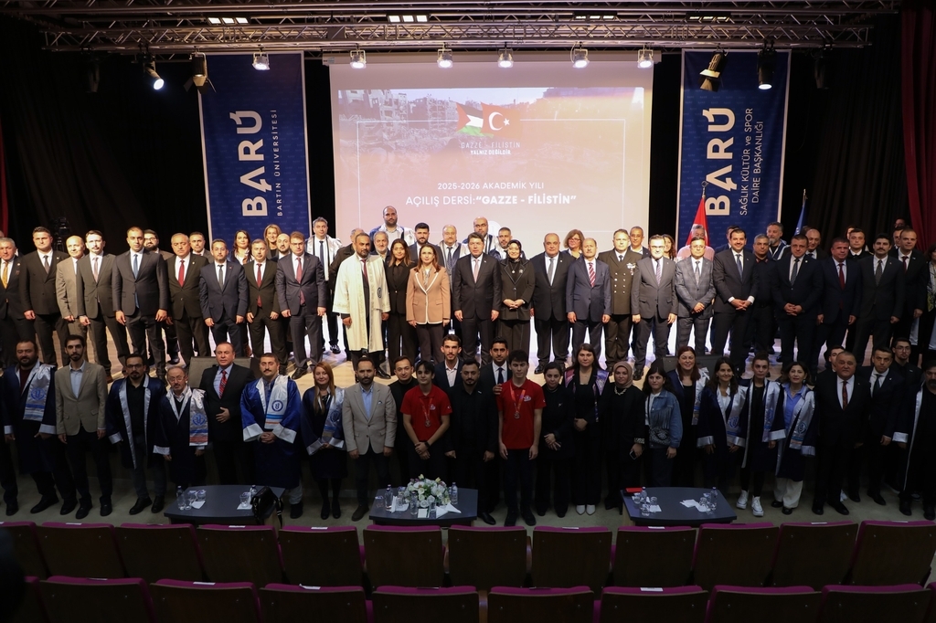 BARÜ akademik yıla Bakan Tunç’un açılış dersiyle başladı Fotograflar 7