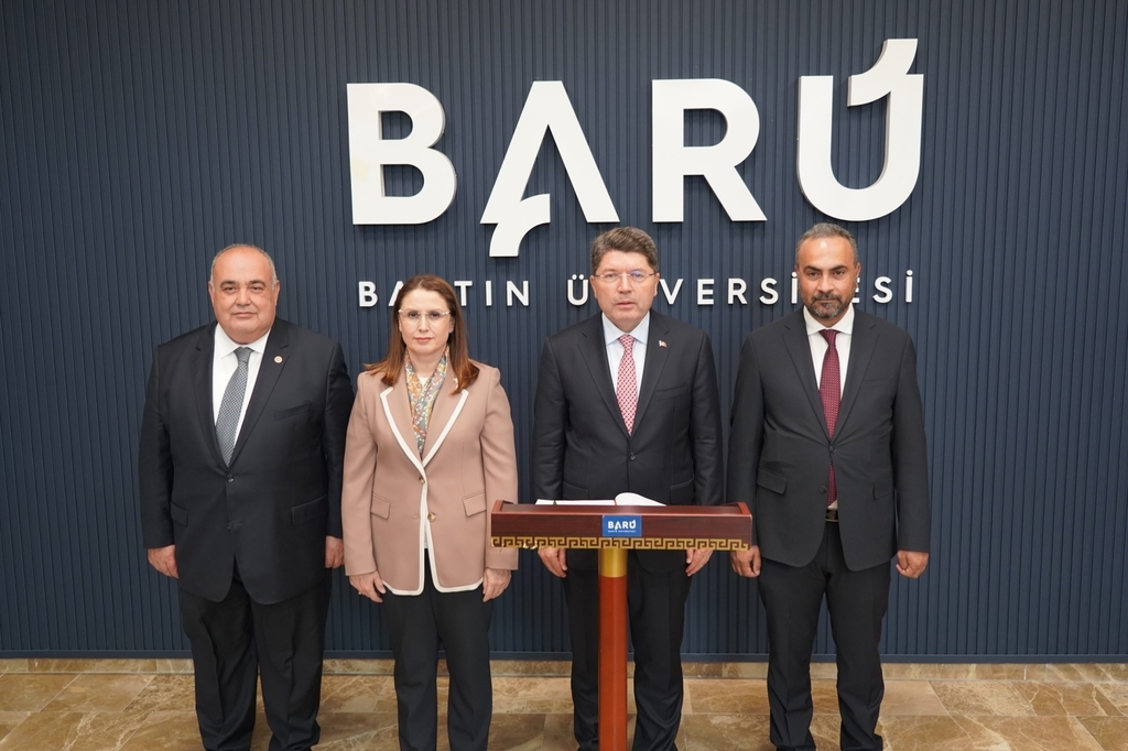 BARÜ akademik yıla Bakan Tunç’un açılış dersiyle başladı Fotograflar 4