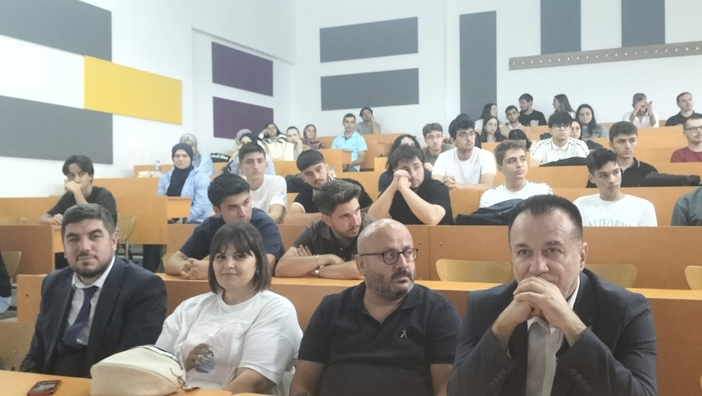 BÖLÜMÜMÜZ ÖĞRENCİLERİ İÇİN ORYANTASYON EĞİTİMİ DÜZENLENDİ Fotograflar 5
