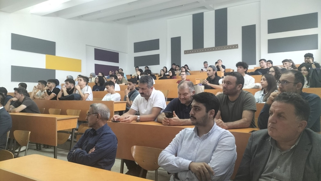 BÖLÜMÜMÜZ ÖĞRENCİLERİ İÇİN ORYANTASYON EĞİTİMİ DÜZENLENDİ Fotograflar 6