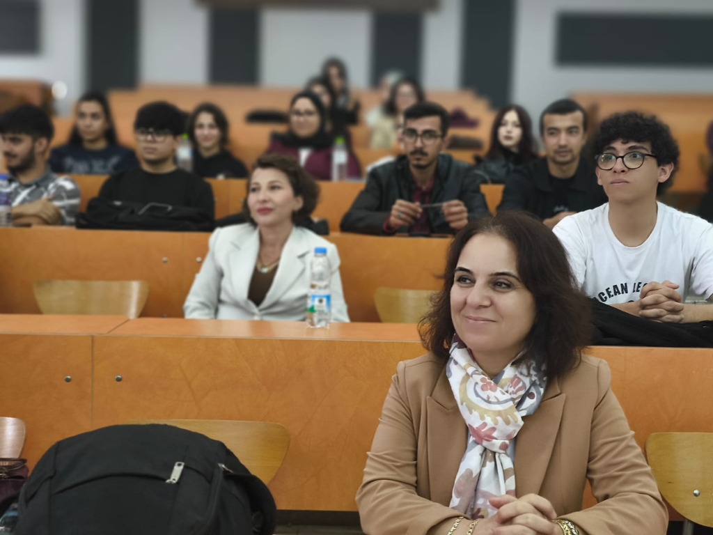 “İstanbul’un Çiçekleri ve Renkleri” Semineri Bartın Üniversitesi Orman Fakültesi’nde Fotograflar 4