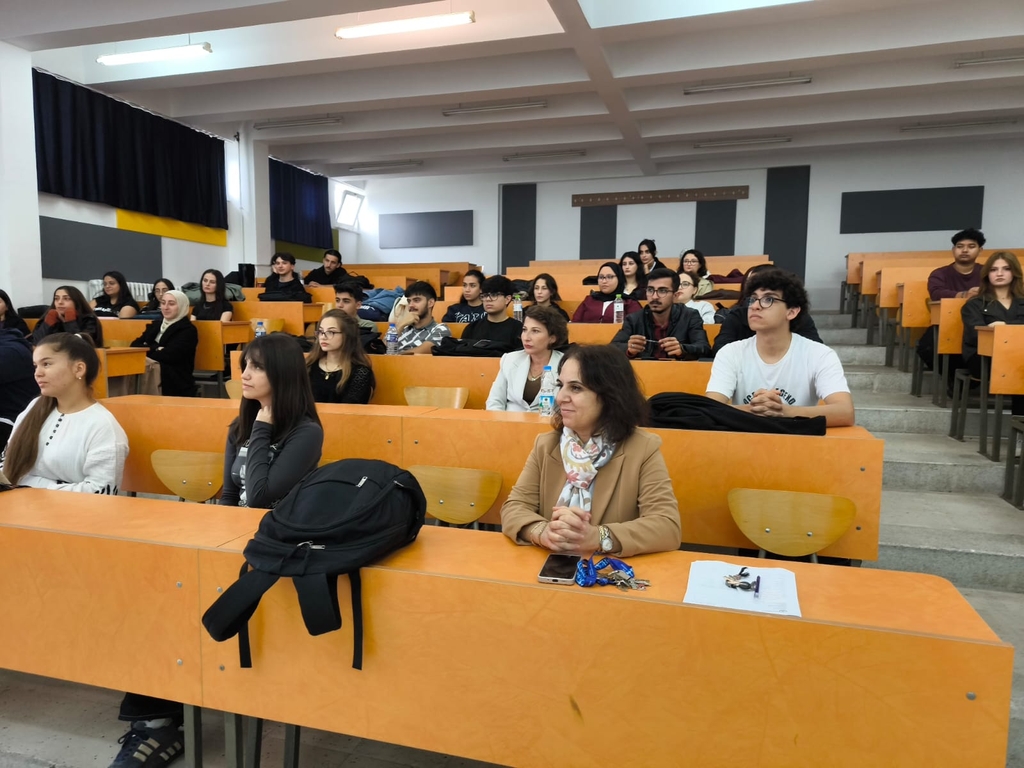 “İstanbul’un Çiçekleri ve Renkleri” Semineri Bartın Üniversitesi Orman Fakültesi’nde Fotograflar 7