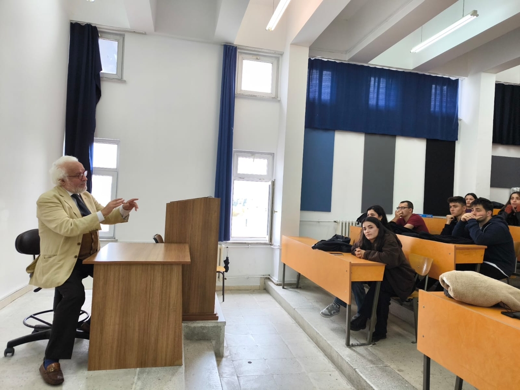 “İstanbul’un Çiçekleri ve Renkleri” Semineri Bartın Üniversitesi Orman Fakültesi’nde Fotograflar 9