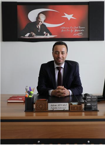 Y&uuml;ksekokul Sekreteri