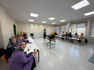 “Etkileşim Temelli Erken Çocukluk Müdahaleleri” konulu eğitim programı gerçekleştirildi