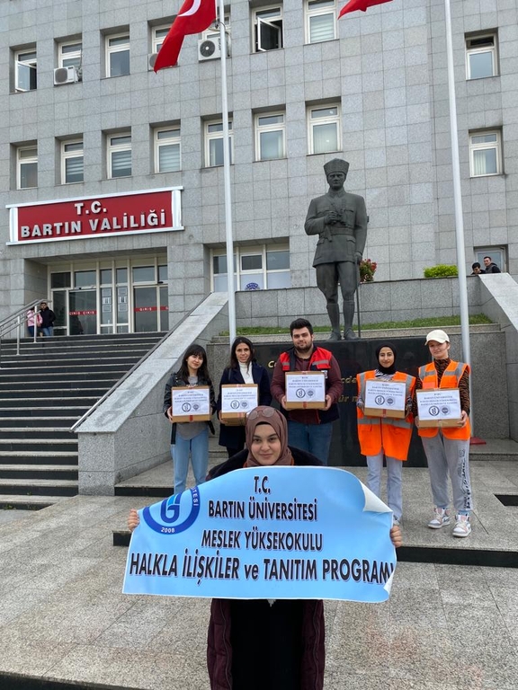 Öğrencilerimizden Deprem Mağdurları için Bayram Yardımı Fotograflar 1