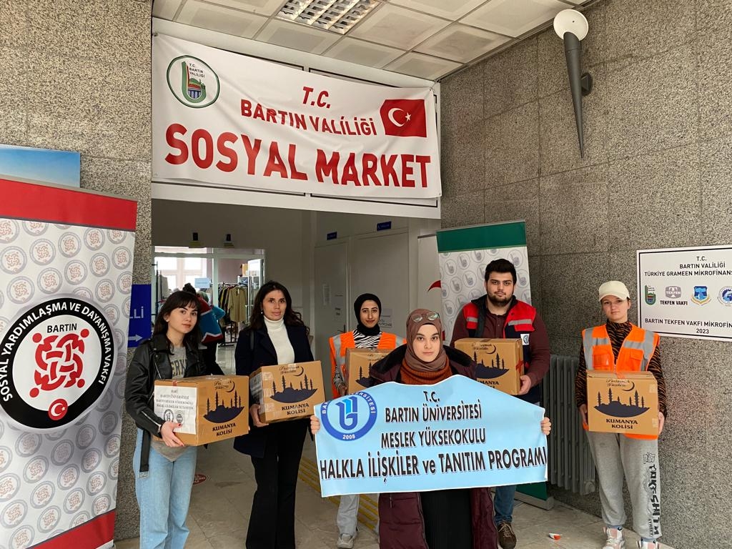 Öğrencilerimizden Deprem Mağdurları için Bayram Yardımı Fotograflar 2