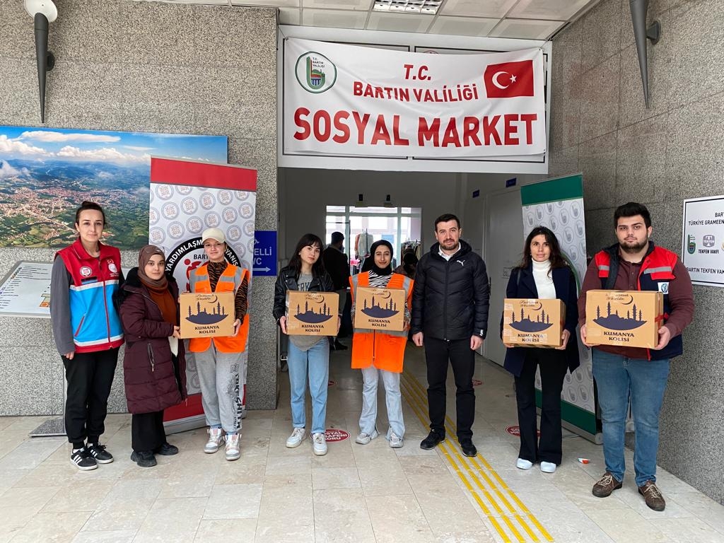 Öğrencilerimizden Deprem Mağdurları için Bayram Yardımı Fotograflar 3