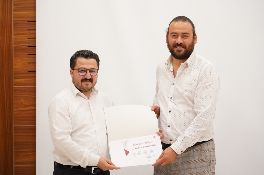 Öğretim Elemanlarımızdan Gençlerde Beceri Artırma Eğitimi Fotograflar 1