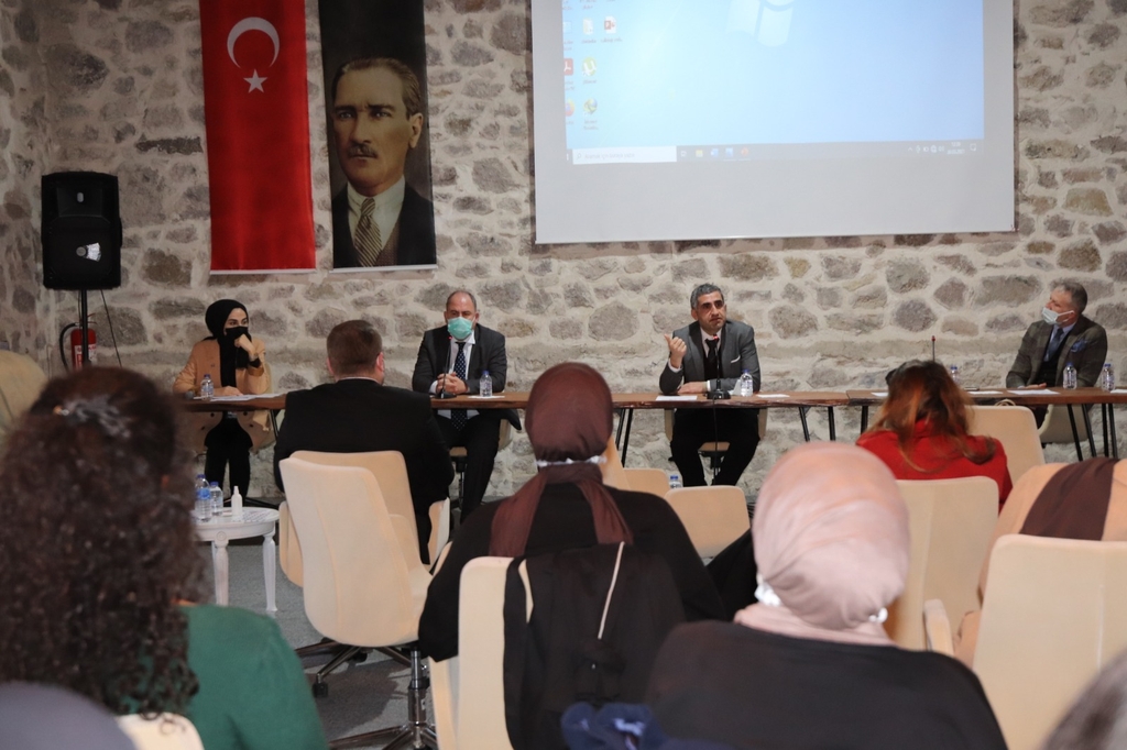 Öğrencimiz Sosyal Diyalog ile Kariyer 4.0 Panelinde Konuştu Fotograflar 3