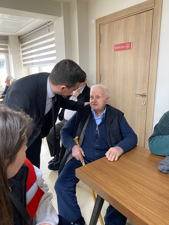 Yaşlılar Haftası’nda Huzurevine Anlamlı Ziyaret Fotograflar 13