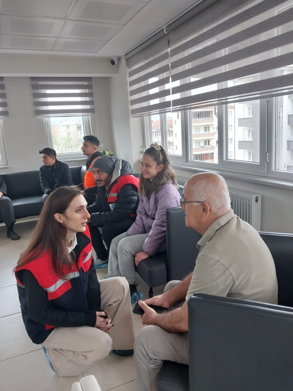 Yaşlılar Haftası’nda Huzurevine Anlamlı Ziyaret Fotograflar 14
