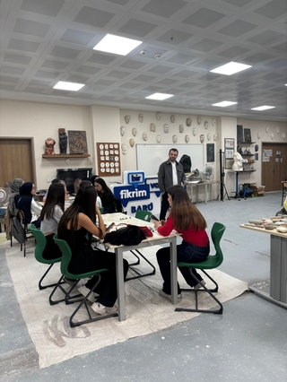 Taş Boyama Etkinliği Düzenlendi