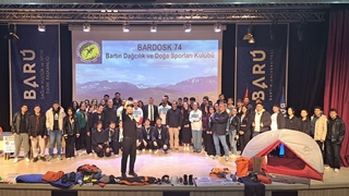 BARÜ Spor Bilimleri Fakültesi Rekreasyon Bölümü'nden Anlamlı Etkinlik: Uzman İsimler "Doğa Sporları Söyleşisi"nde Öğrencilerle Buluştu