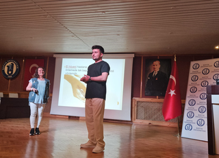 Hemşirelik Bölümü Öğrencilerine Yönelik Hastane Uyum Eğitimi Gerçekleştirildi