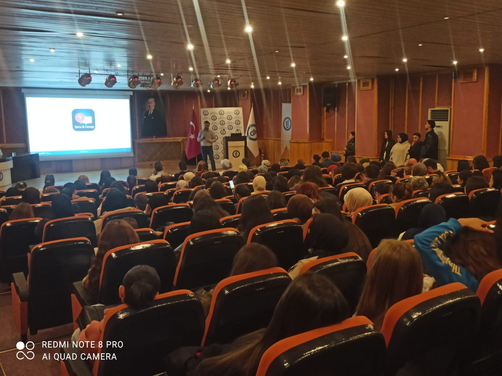 TÜBİTAK 2209-A/B Bilgilendirme Eğitimi Verildi Fotograflar 3