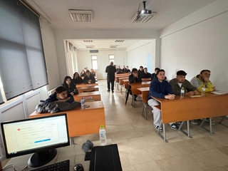 1.Sınıf Öğrencilerine Gemiadamı Cüzdanı Süreçlerine Yönelik Bilgilendirme Yapıldı