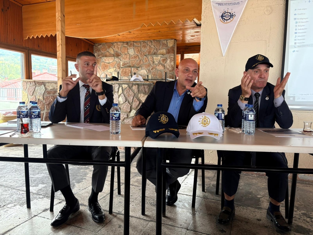 Türkiye Yat Kaptanları ve Çalışanları Derneği Okulumuzu Ziyaret Etti Fotograflar 5