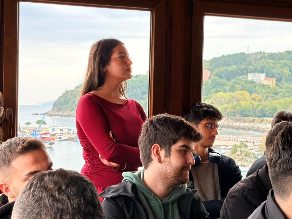 Türkiye Yat Kaptanları ve Çalışanları Derneği Okulumuzu Ziyaret Etti Fotograflar 6