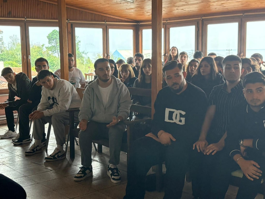 Türkiye Yat Kaptanları ve Çalışanları Derneği Okulumuzu Ziyaret Etti Fotograflar 9