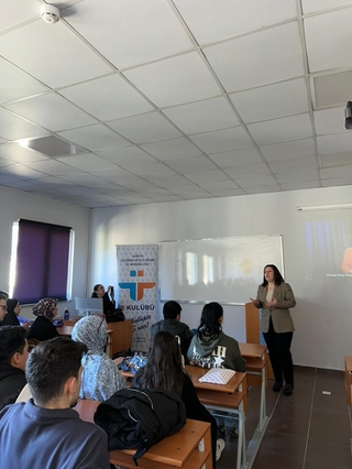 Ulus Meslek Yüksekokulunda Ulusal Staj Programı Bilgilendirme Toplantısı Düzenlendi