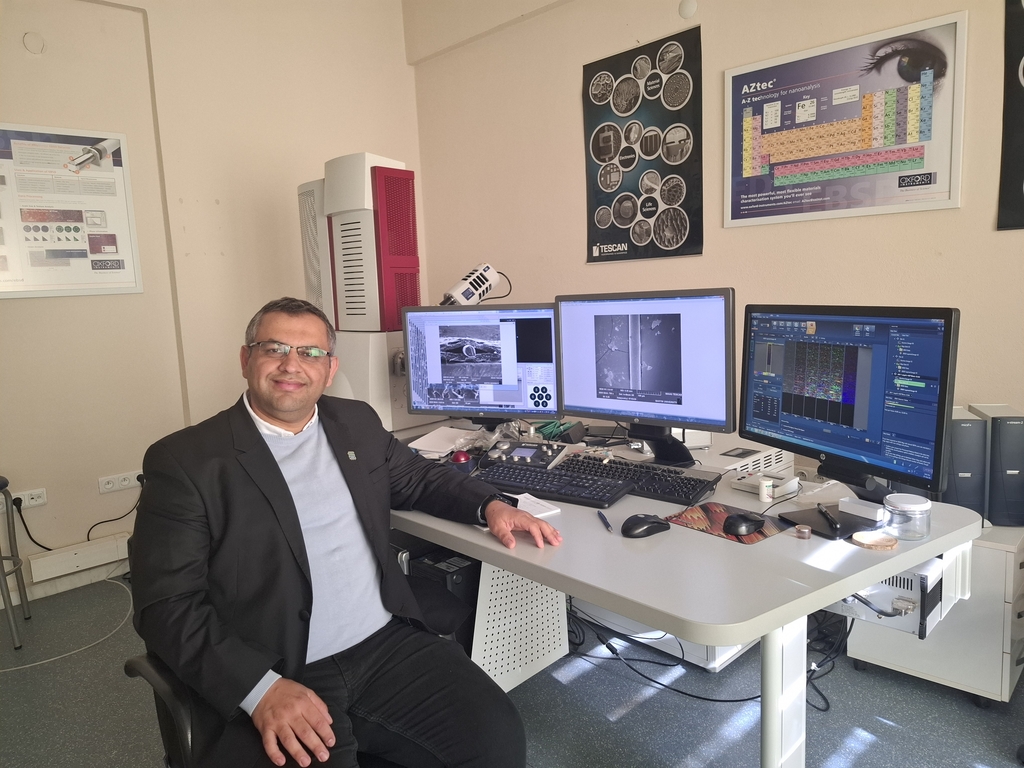 BARÜ’nün akıllı tekstil projesi uluslararası iş birliğiyle yürütülecek Kapak