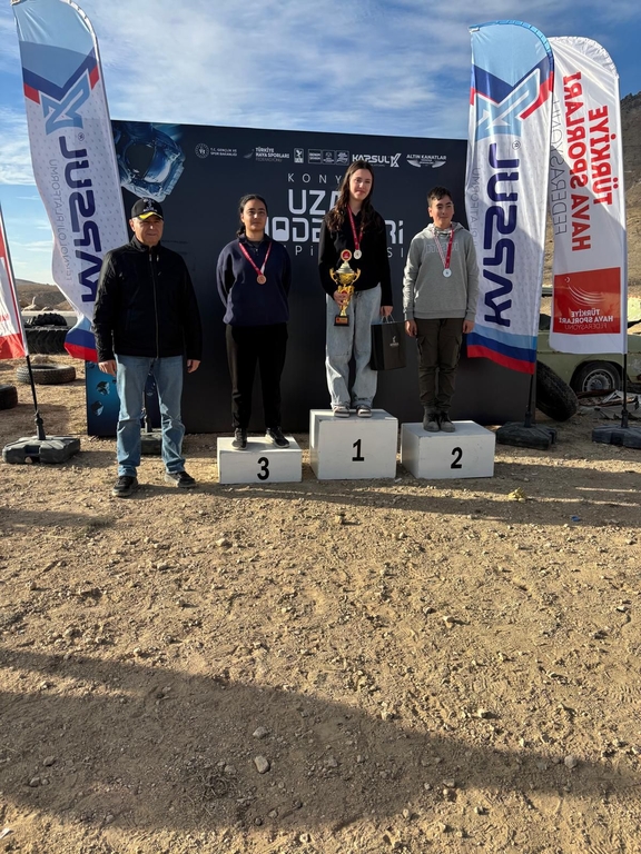 BARÜ’lü öğrenciden “7. Uzay Modelleri Türkiye Şampiyonası”nda ikincilik derecesi Kapak