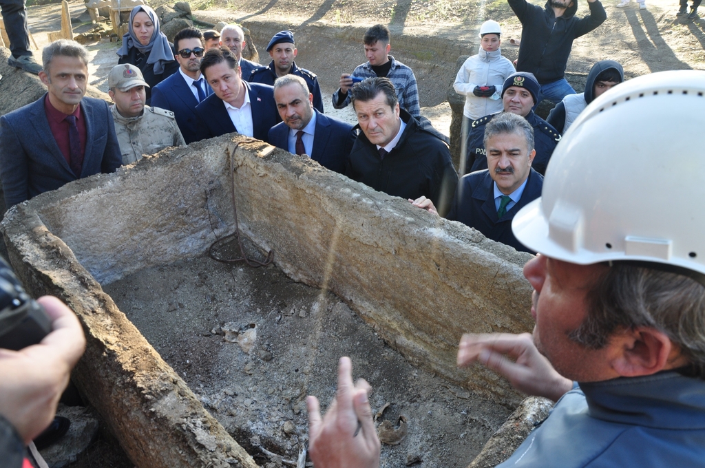 BARÜ bölgenin arkeolojik gelişimine katkı sunacak çalışmalara devam ediyor Kapak