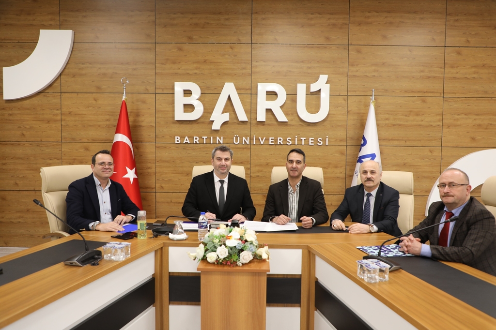 BARÜ ile Türkiye İş Bankası arasında maaş promosyon protokolü imzalandı Kapak
