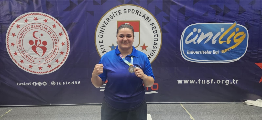 BARÜ’lü öğrenciden Üniversiteler Arası Türkiye Boks Şampiyonası'nda gümüş madalya Kapak