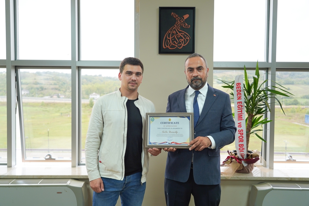Sırbistan Djuka Dinic İzci Kulübü’nden BARÜ’ye proje teşekkürü Kapak