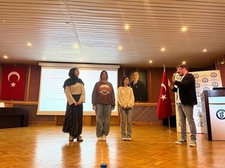 Hazırlık Öğrencileri Bu Yılki Sahne Hazırlıklarına “From Script to Stage” Etkinliğiyle Başladı